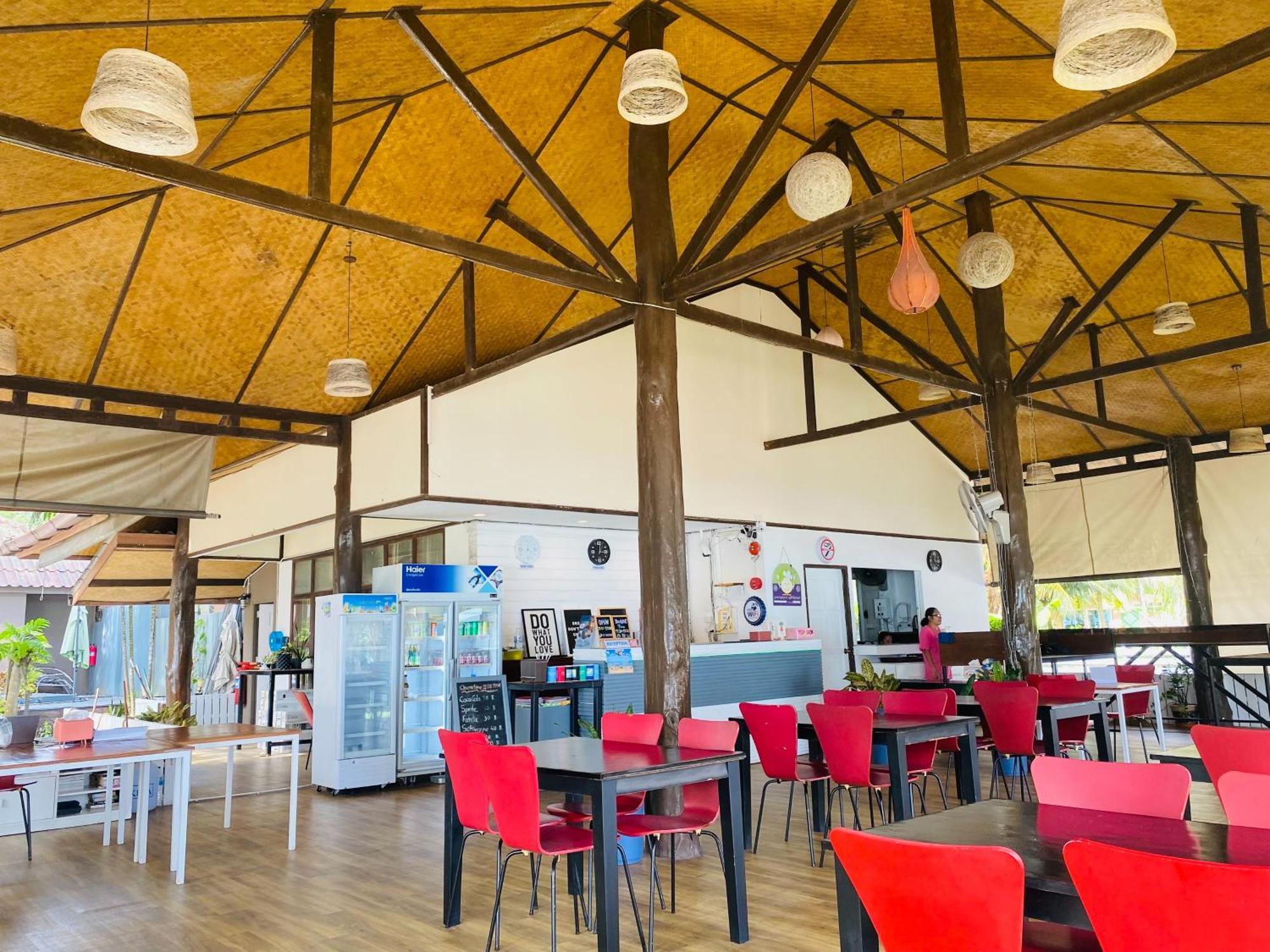 Bella Vista Beach Resort Koh Lipe Ngoại thất bức ảnh