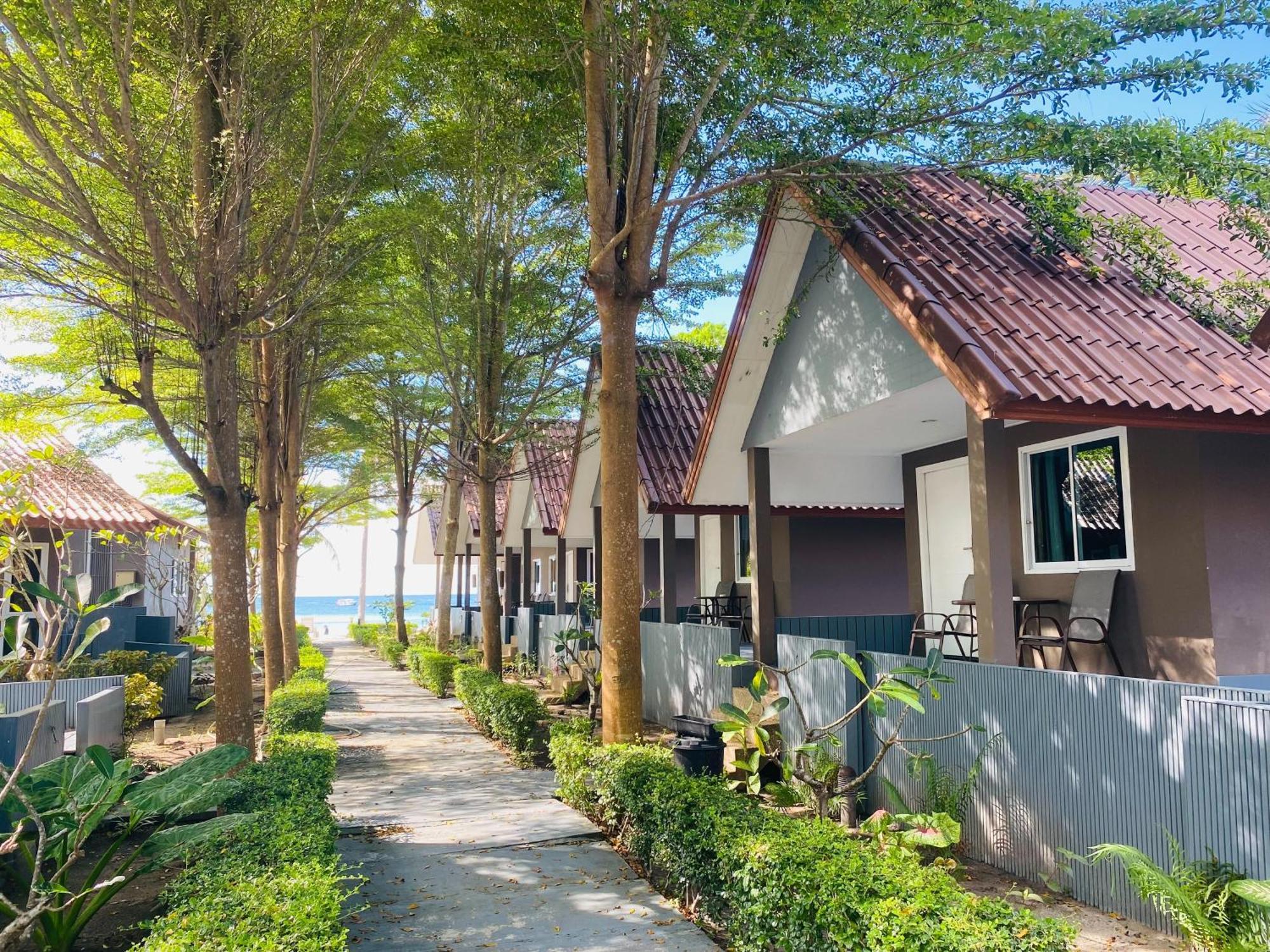 Bella Vista Beach Resort Koh Lipe Ngoại thất bức ảnh