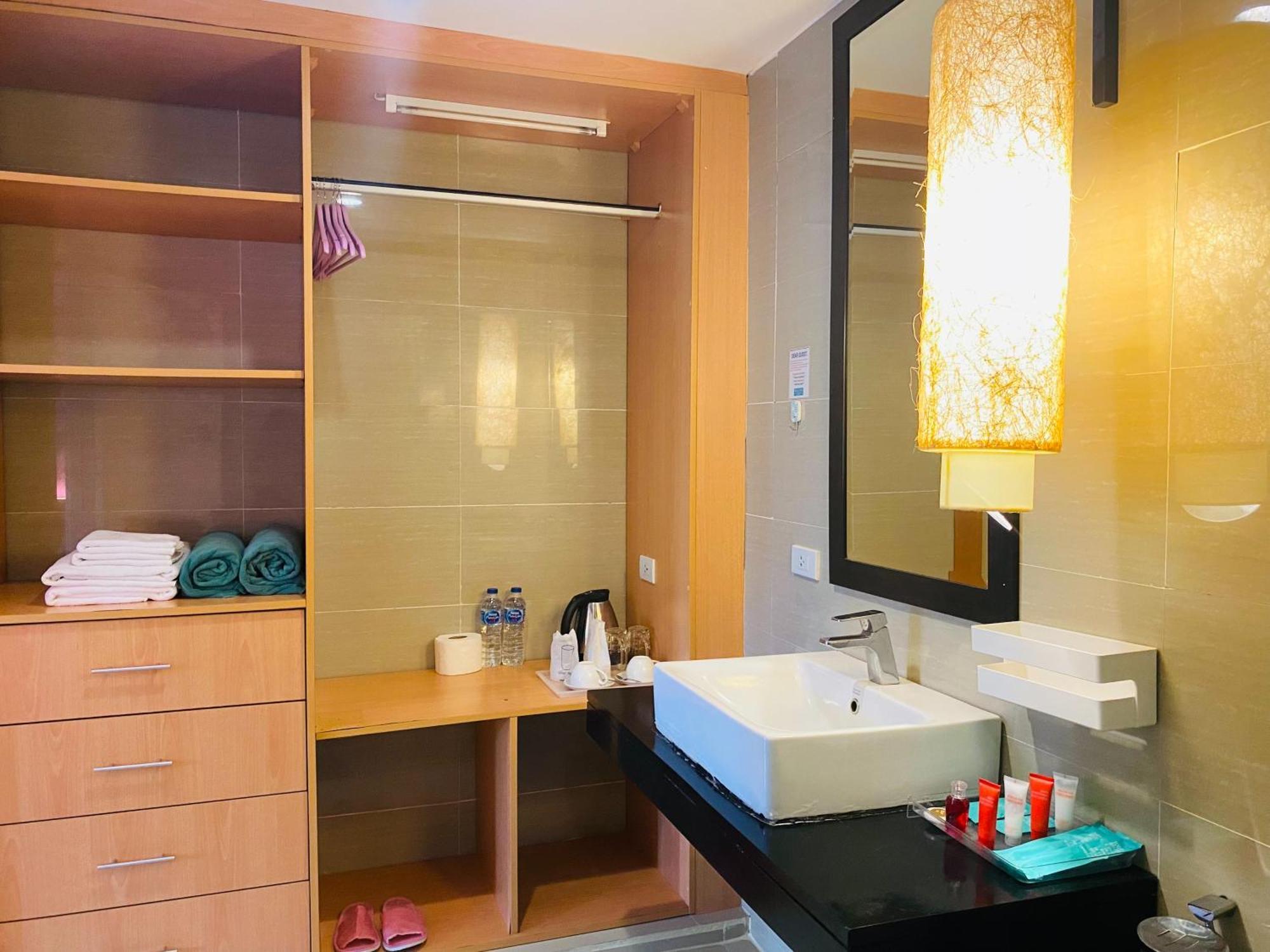 Bella Vista Beach Resort Koh Lipe Ngoại thất bức ảnh
